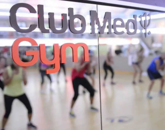 Site web commercial CMG Sports Club : Création d'un site web e-commerce pour Club Med Gym
